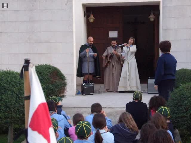 9) Dal musical “Forza venite gente”. Apertura anno scout a S. Ippolito - ottobre 2009